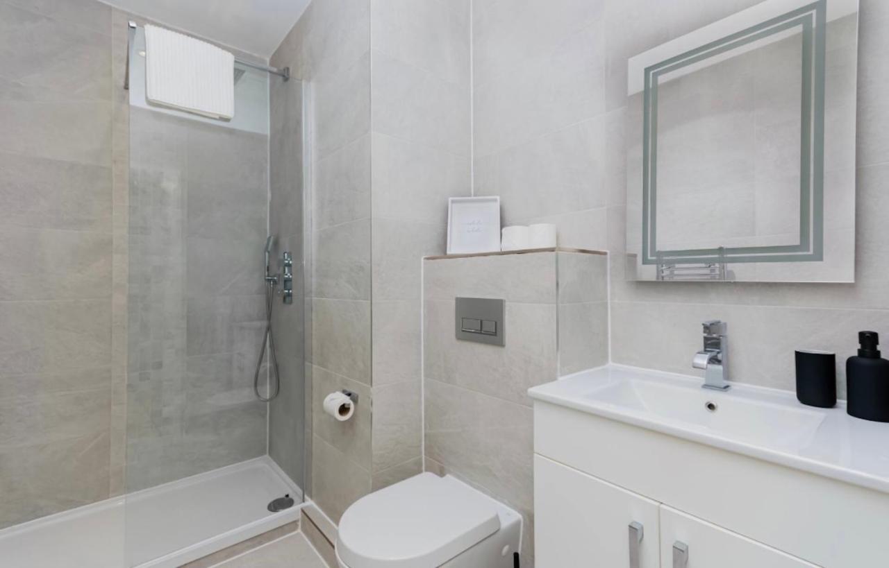 Elegant Central, Private Parking, Leisure, Contractor Apartment