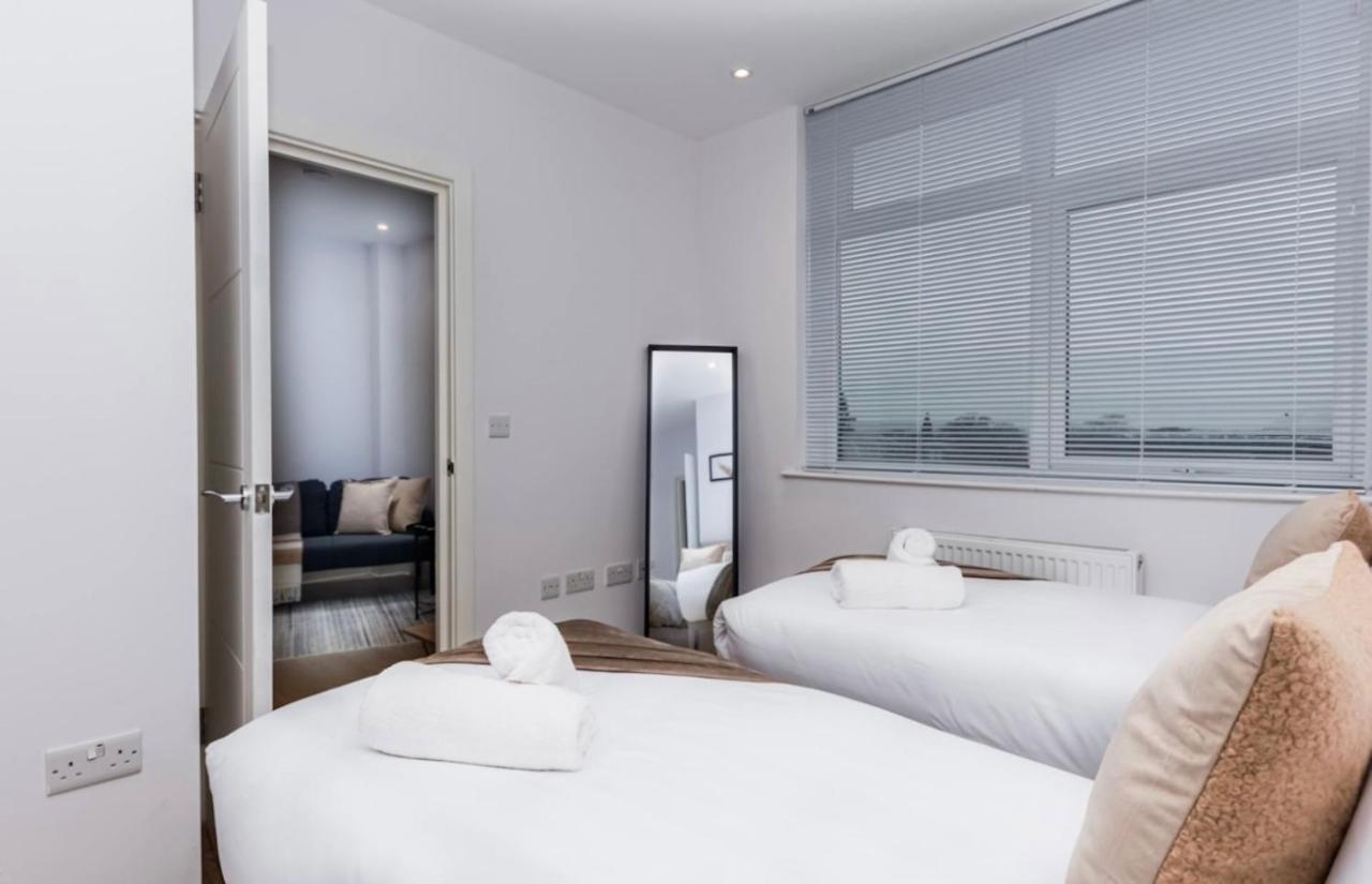 Apartment Elegant Central, Private Parking, Leisure, Contractor *